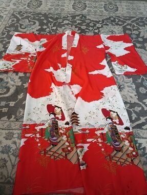 Red and White Japanese-Style Kimono Robe with Geisha Motif
